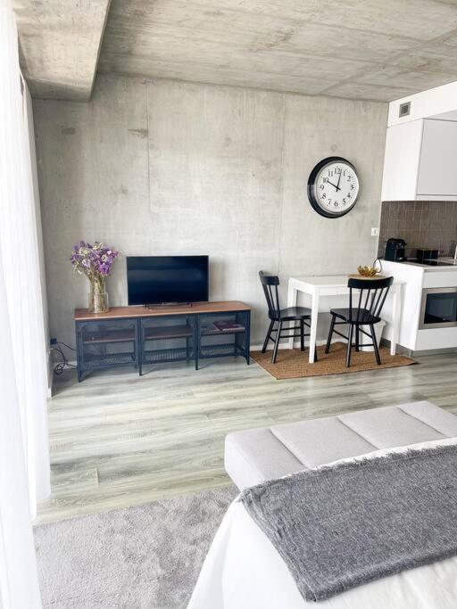 * Blanc Studio Aveiro * ภายนอก รูปภาพ